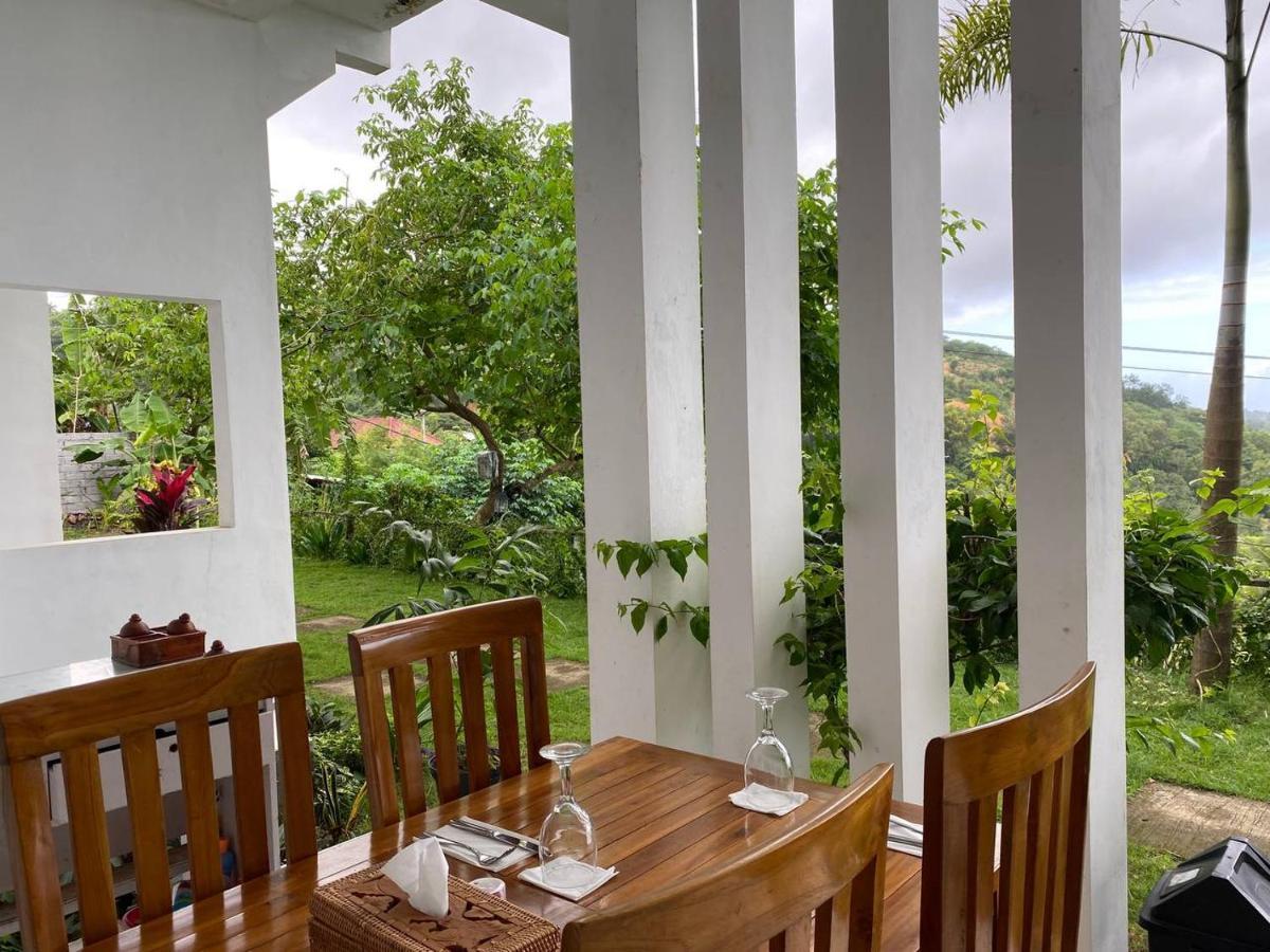 The Hill View Lombok Hotel Kuta  Eksteriør billede