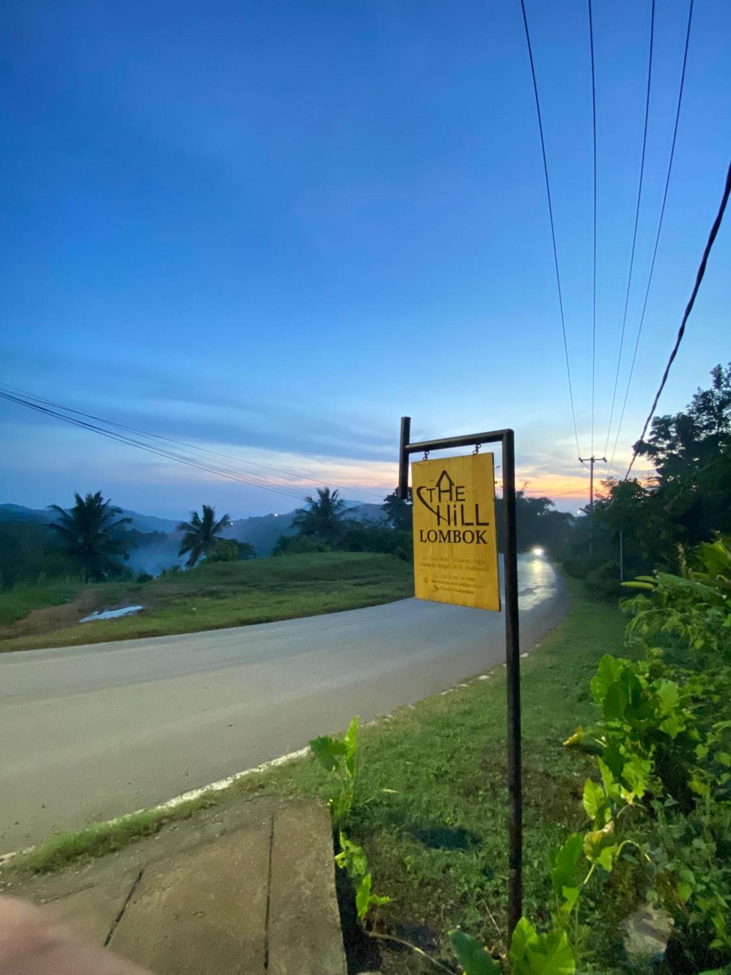 The Hill View Lombok Hotel Kuta  Eksteriør billede