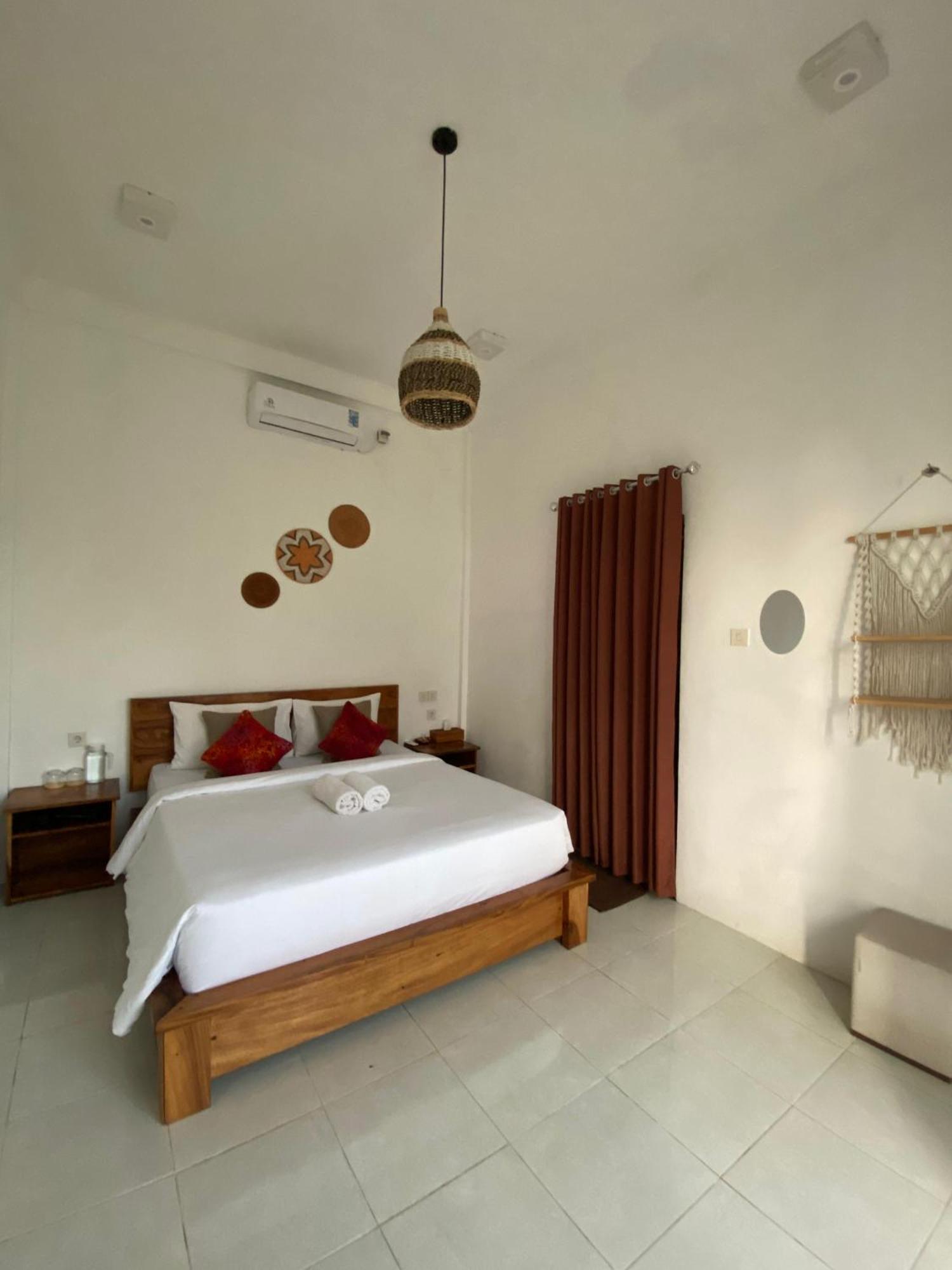 The Hill View Lombok Hotel Kuta  Eksteriør billede