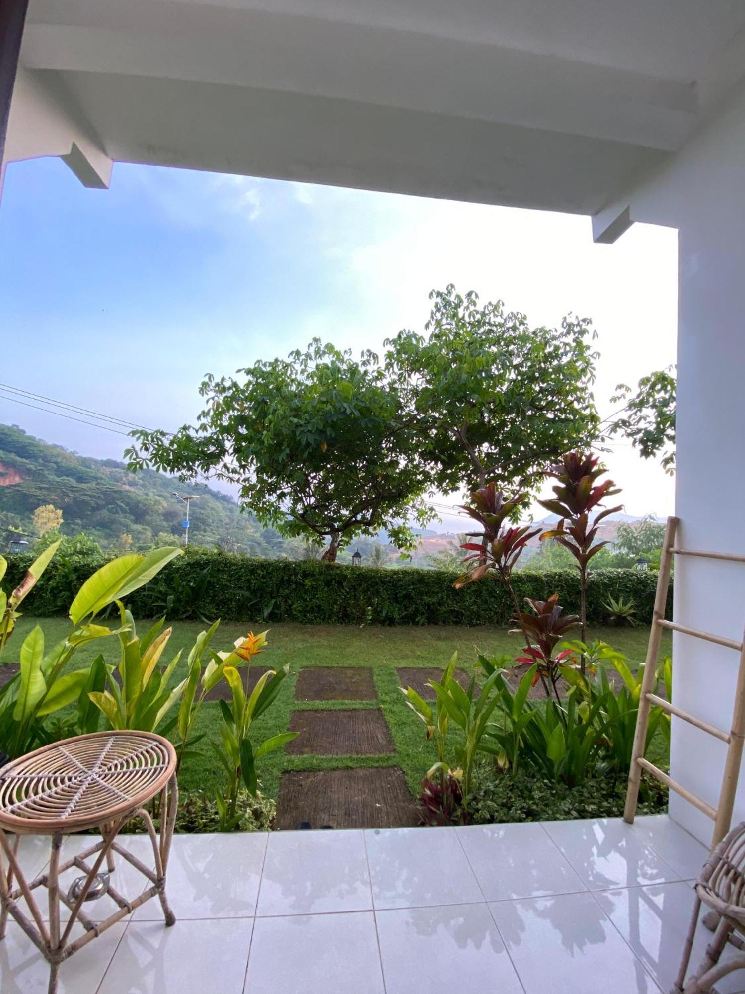 The Hill View Lombok Hotel Kuta  Eksteriør billede